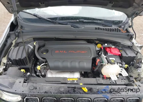 2020 Jeep Renegade Altitude 4X4 from USA, damaged, VIN ZACNJBBB1LPL28696